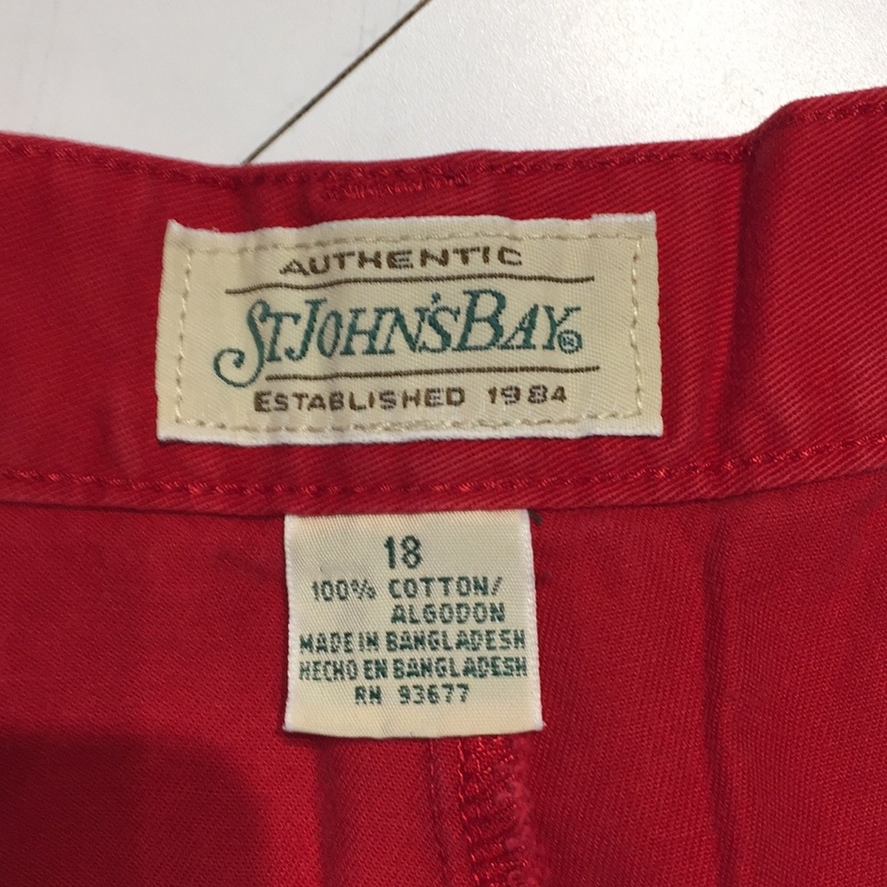 Size 18 - Picture 2 of 3